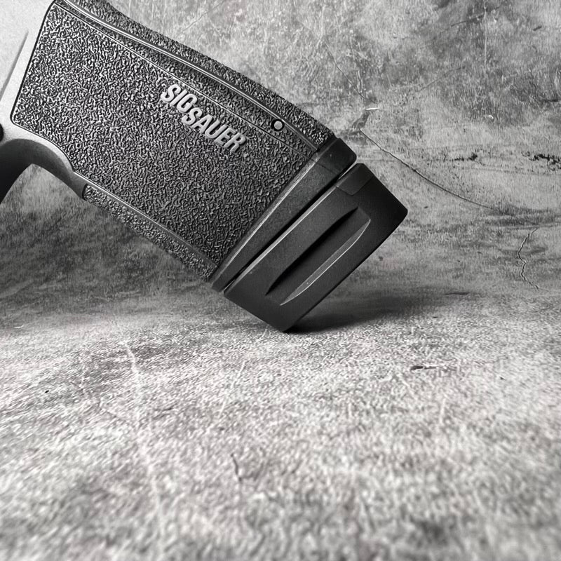 【レア：付属品完備】ACRONYM P38-E チェコ製 Mサイズ NDZ Magazine Base Plate for Sig P365 Fuse & X Macro Aluminum