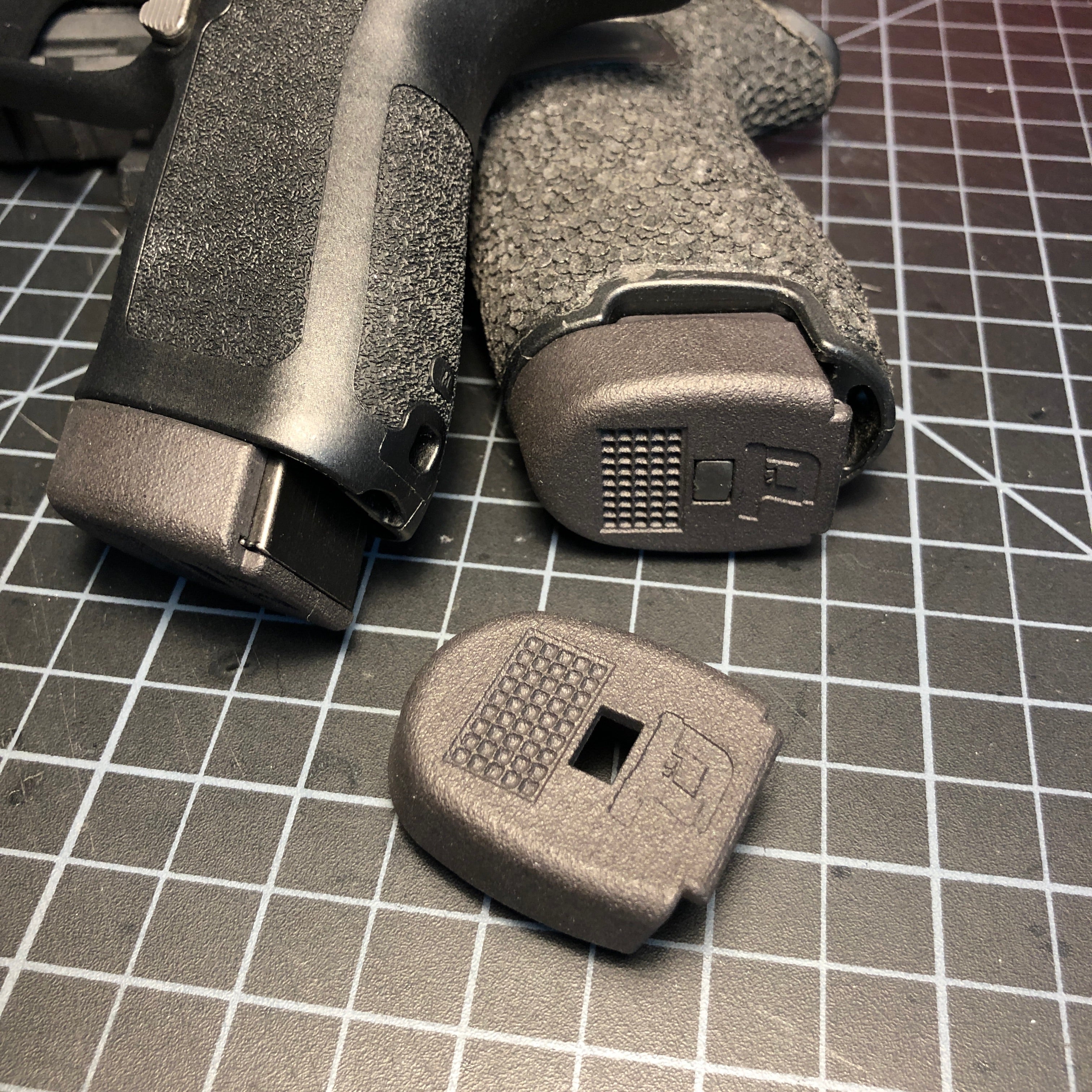 17-Round Magazine Base Plate for SIG P320 X-Compact & Standard Compact Frames