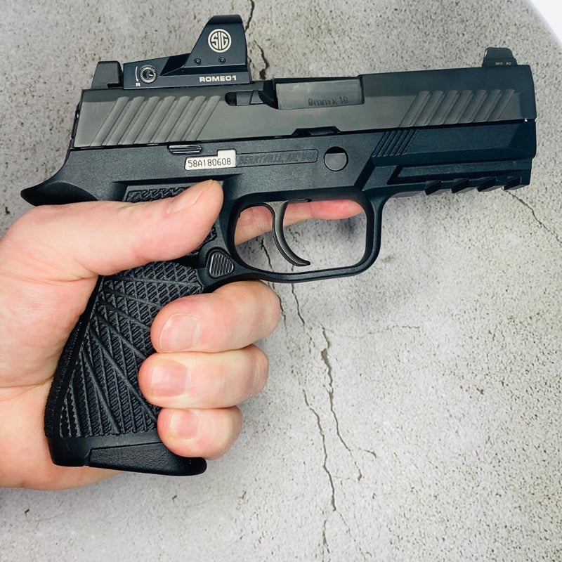 15-Round Magazine Pinky Base Plate For Sig P320 Wilson Combat Compact and X-Compact Frames